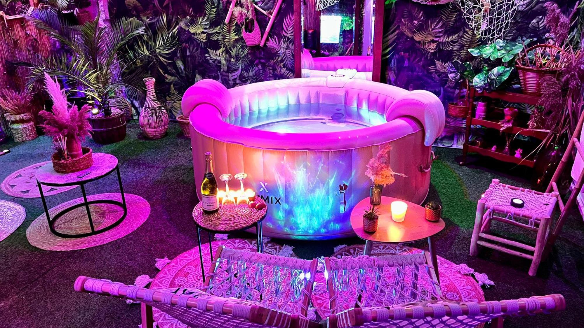 Un Mirage Tropical En Bord De Loire, Love Et Detente Saint-Clément-des-Levées エクステリア 写真